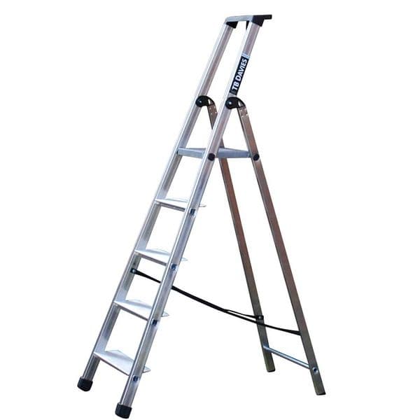 Maxi Platform Step Ladders