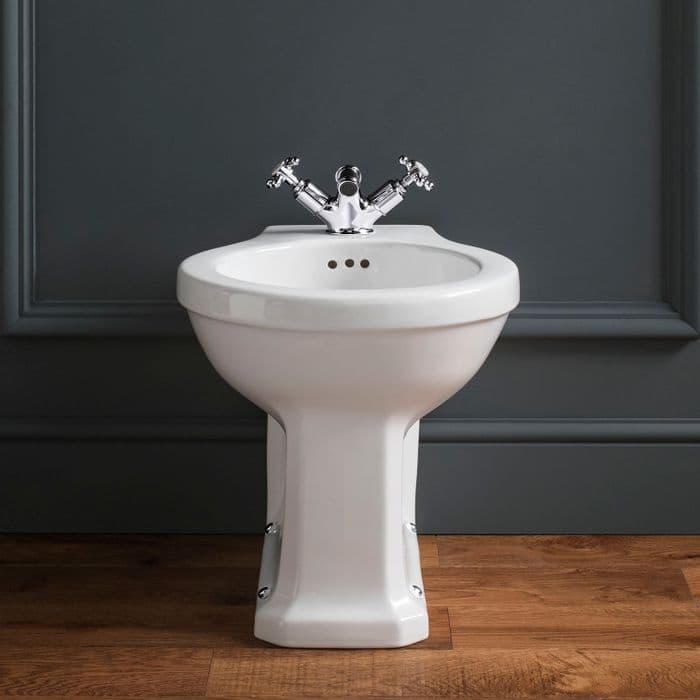 Healey & Lord Classic Collection Back to Wall Bidet