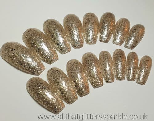 Gold Coast Glitter Nails