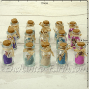 Beach in a bottle - Miniature bottle with sand and shells - 4cm