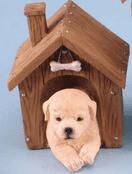Gardeners World Miniatures  - Dog in Kennel - Labrador Puppy