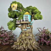 Large Green Man Treehouse - 32cm