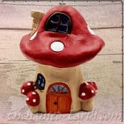 Rustic Fairy Garden house -  Toadstool Cottage - 10cm