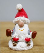 Santa Gnome - Hands On the Sledge - 6cm