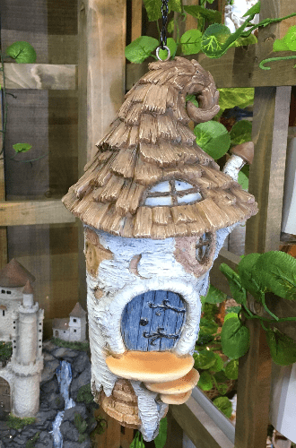 MW31-002 Miniature World Vivid Arts Woodland Cottage Vogelhaus 